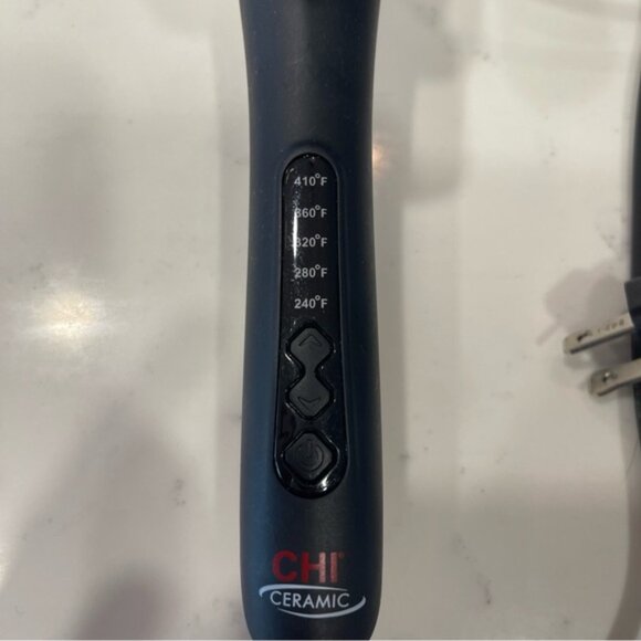 CHI Ceramic Tourmaline Curling Iron - Picture 3 of 4